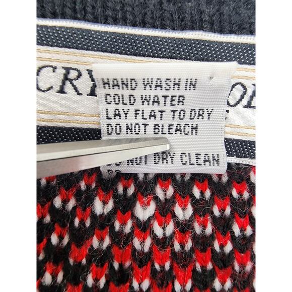 Vintage Crystal-Kobe Snowflake Cardigan Sweater L PETITE Black Red Gold Buttons - Picture 5 of 8